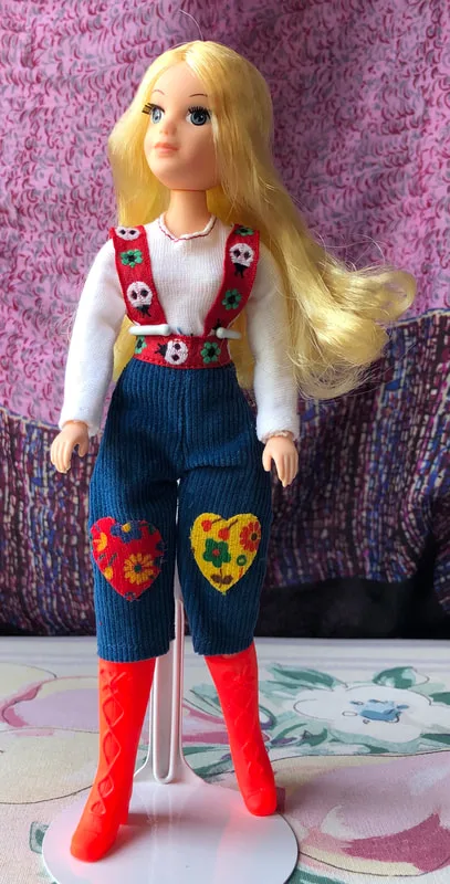 Hasbro 2nd edition World of Love doll, Love #4400 in 1972; same doll, different outfit. 