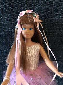 1964 - 1968 Straight Leg Skipper #0950. Barbie's little sister Skipper made her debut in 1964! Wearing #1905 Ballet Class.